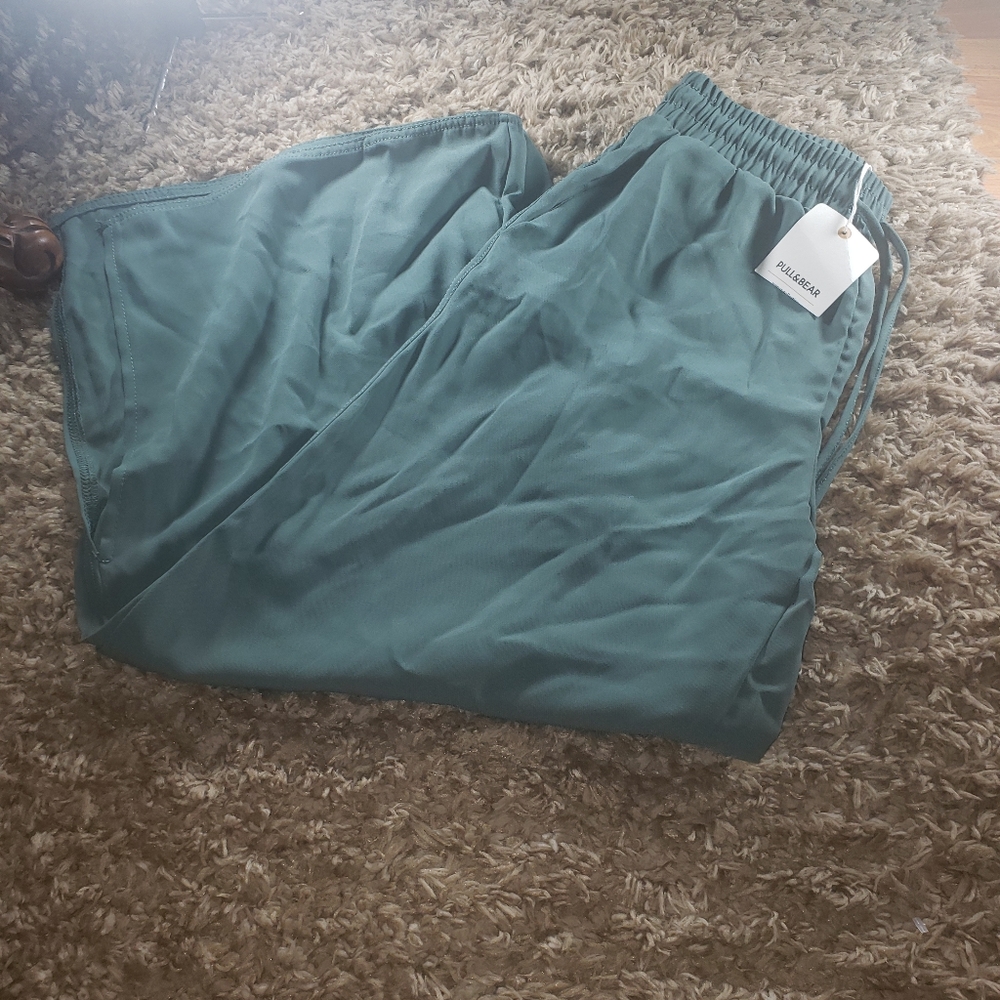 Loose Green Ankle Pants NWT - Picture 2 of 5